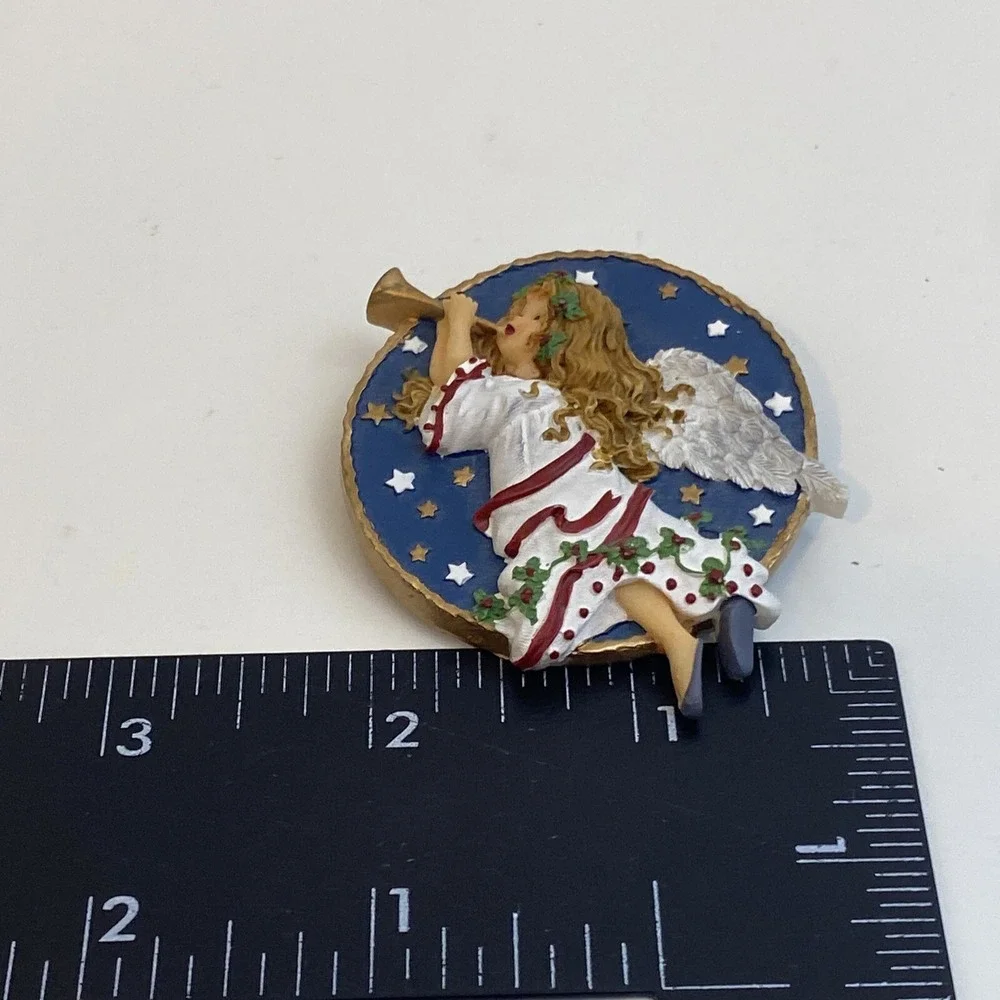 Vintage Resin Christmas Angel Pendant brooch